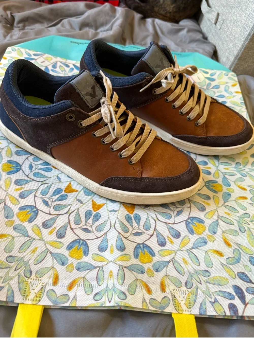 Men's Brown Leather & Dark Brown Low-Top Sneakers with Beige Laces